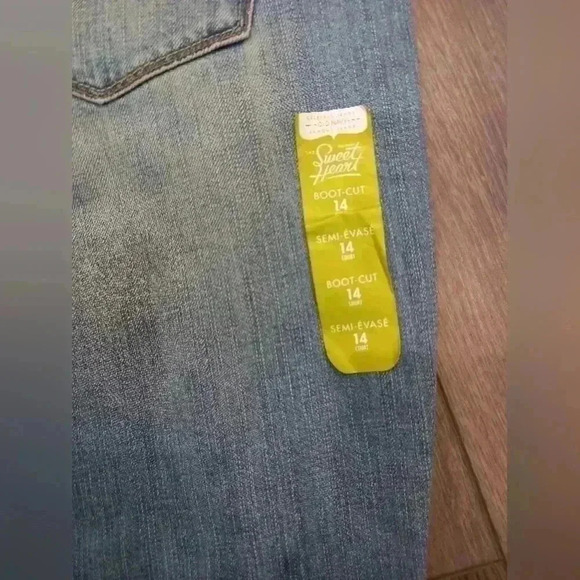 Sweetheart  jeans - Picture 3 of 4